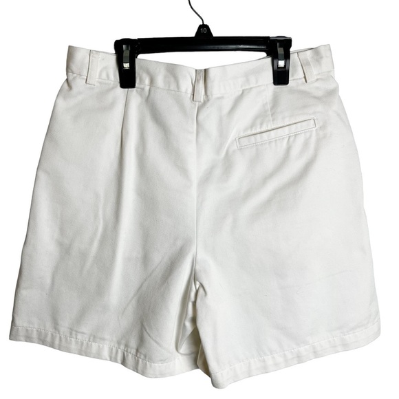 Dockers -‎ White Pleated Classic Fit Shorts - Sz. 10 - Picture 2 of 6